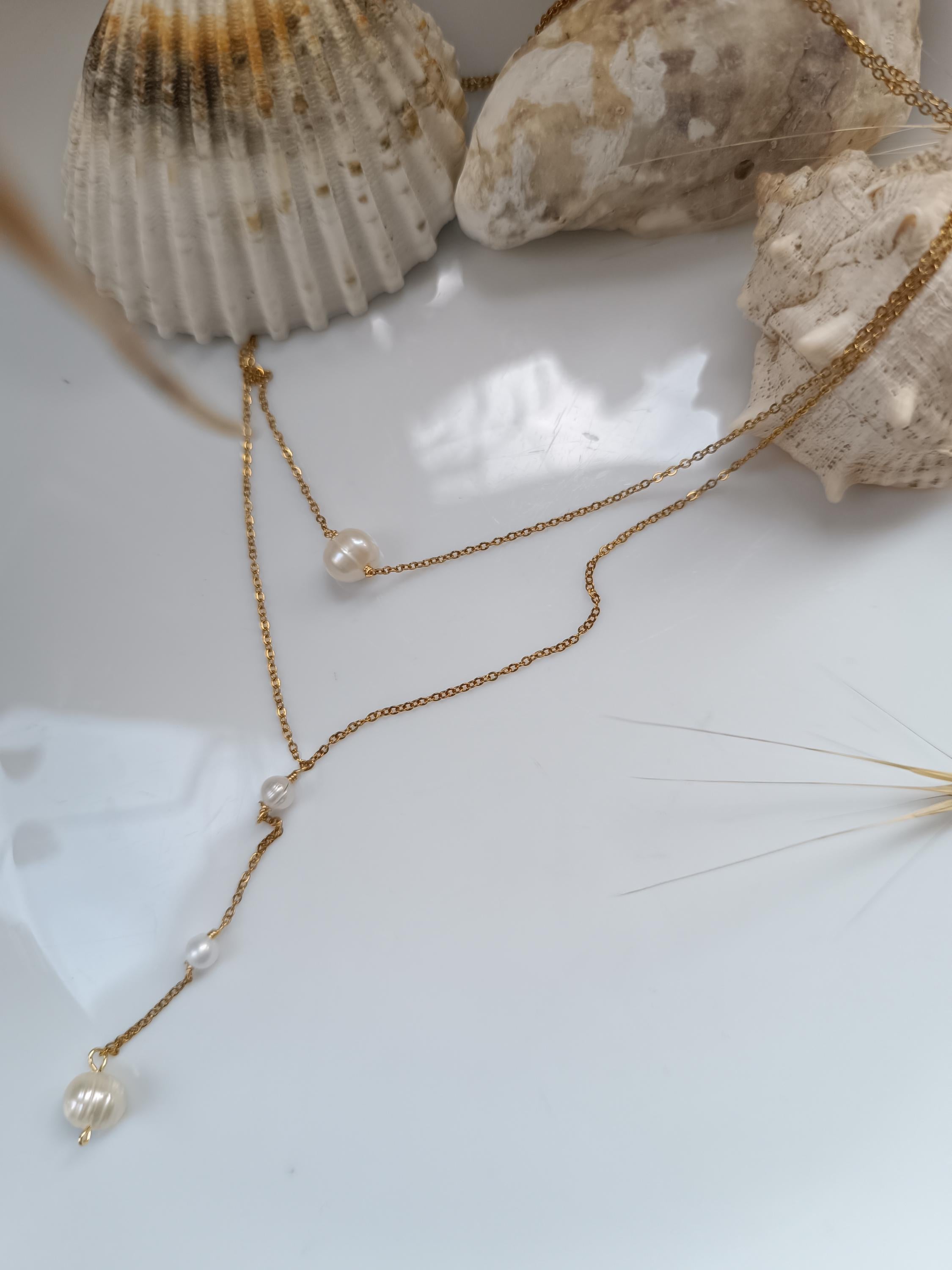 Minimalist Back Necklace with Pearls