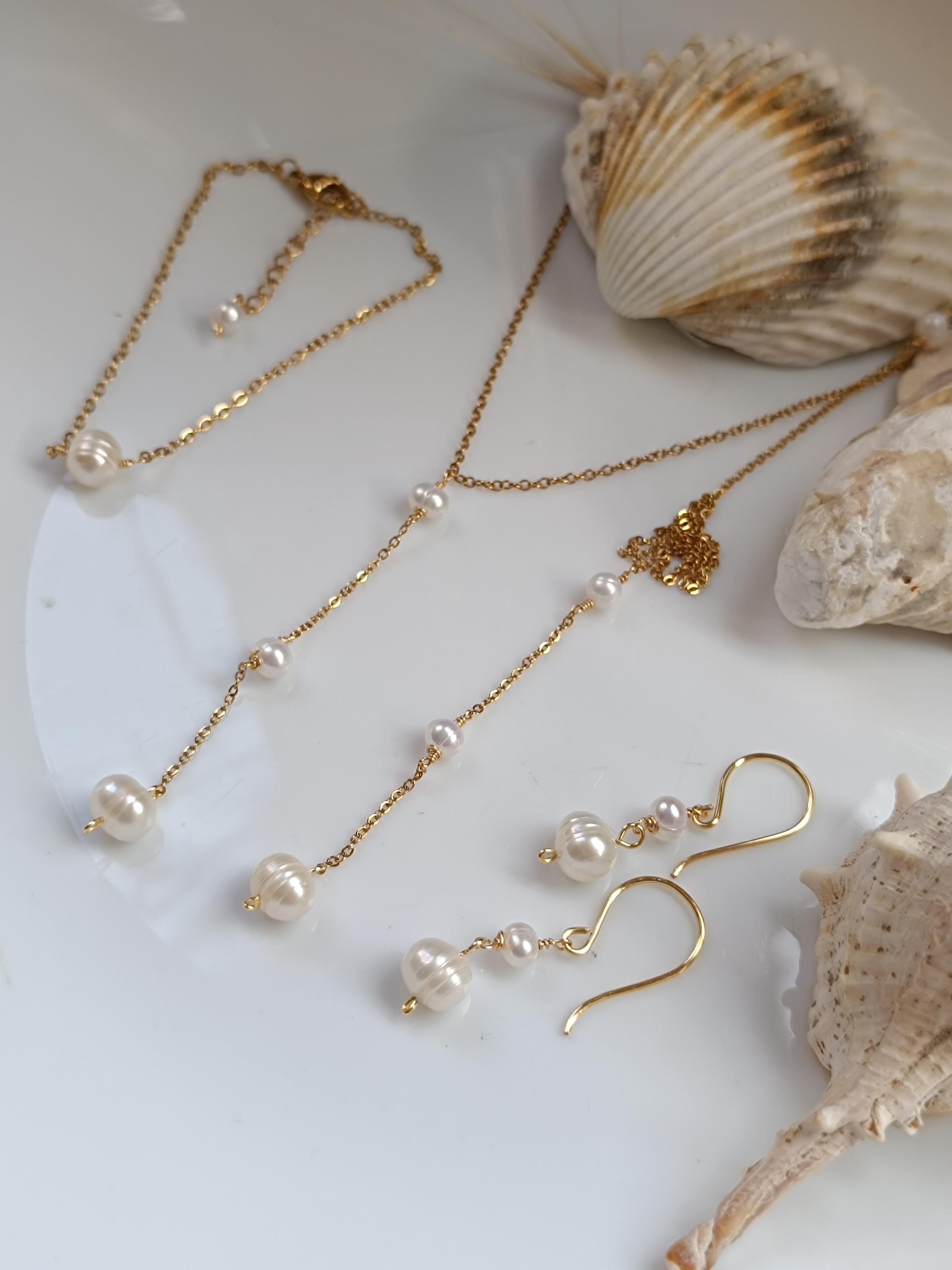 Elegant Double-Sided Pearl Necklace