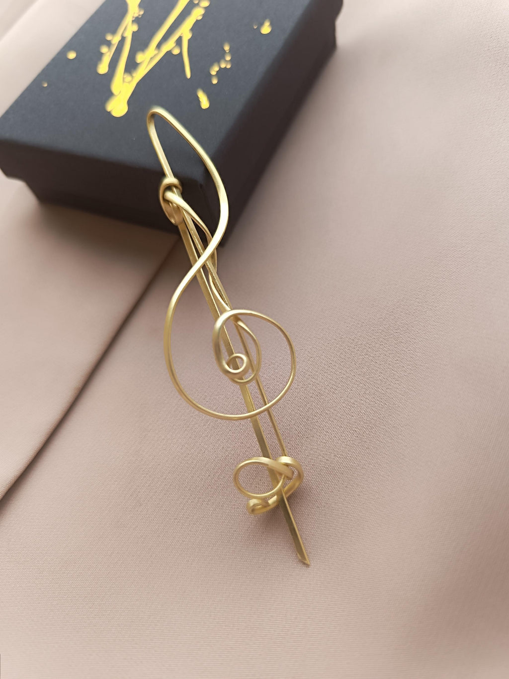 Treble Clef Brooch Brass