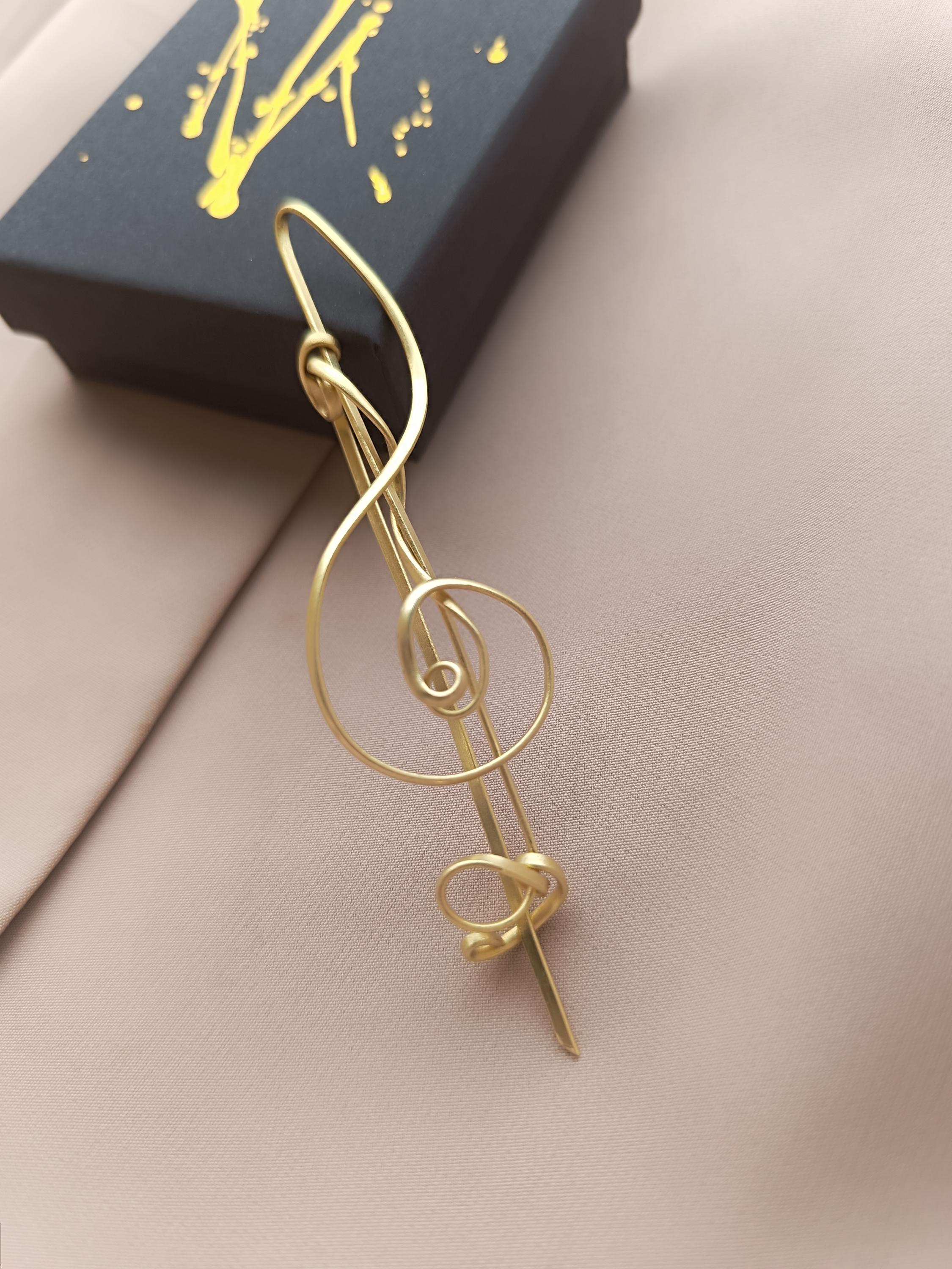 Treble Clef Brooch Brass