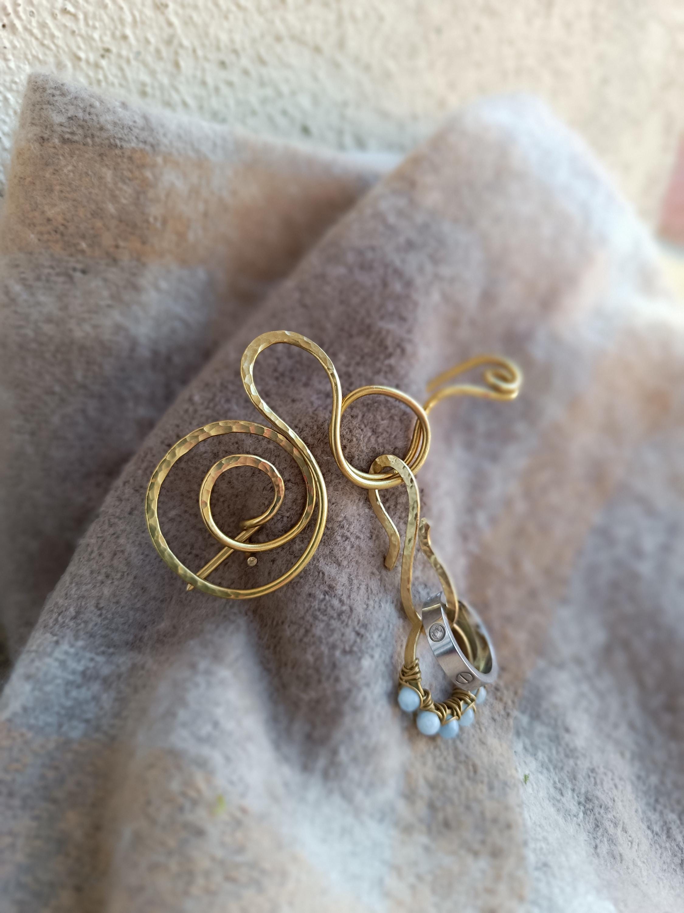3 in 1 Brooch with Carabiner