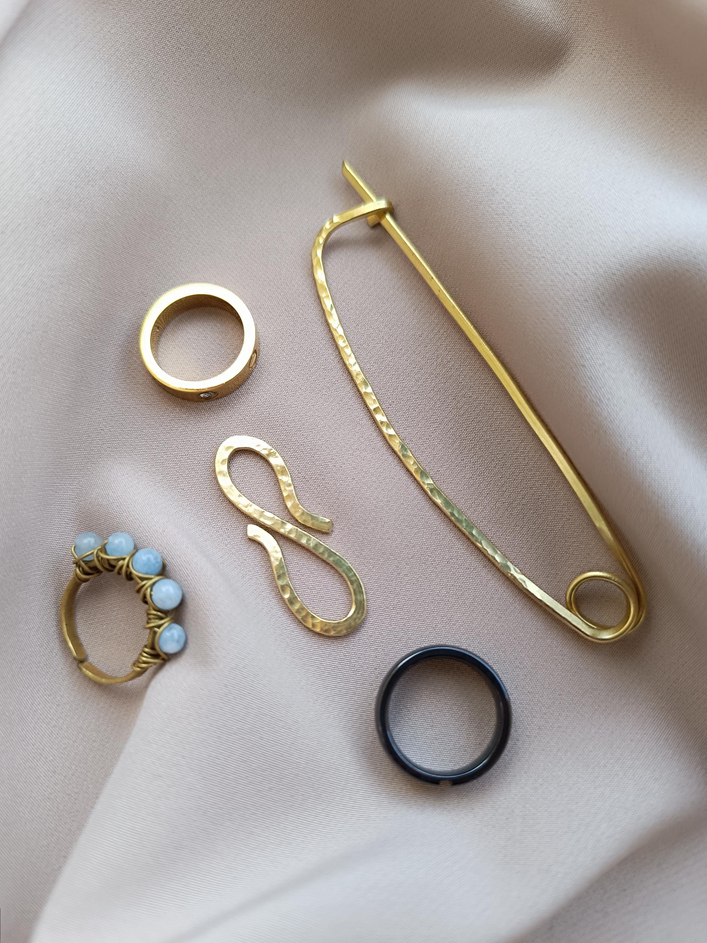 3 in 1 Brooch with Carabiner