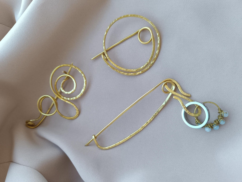 3 in 1 Brooch with Carabiner