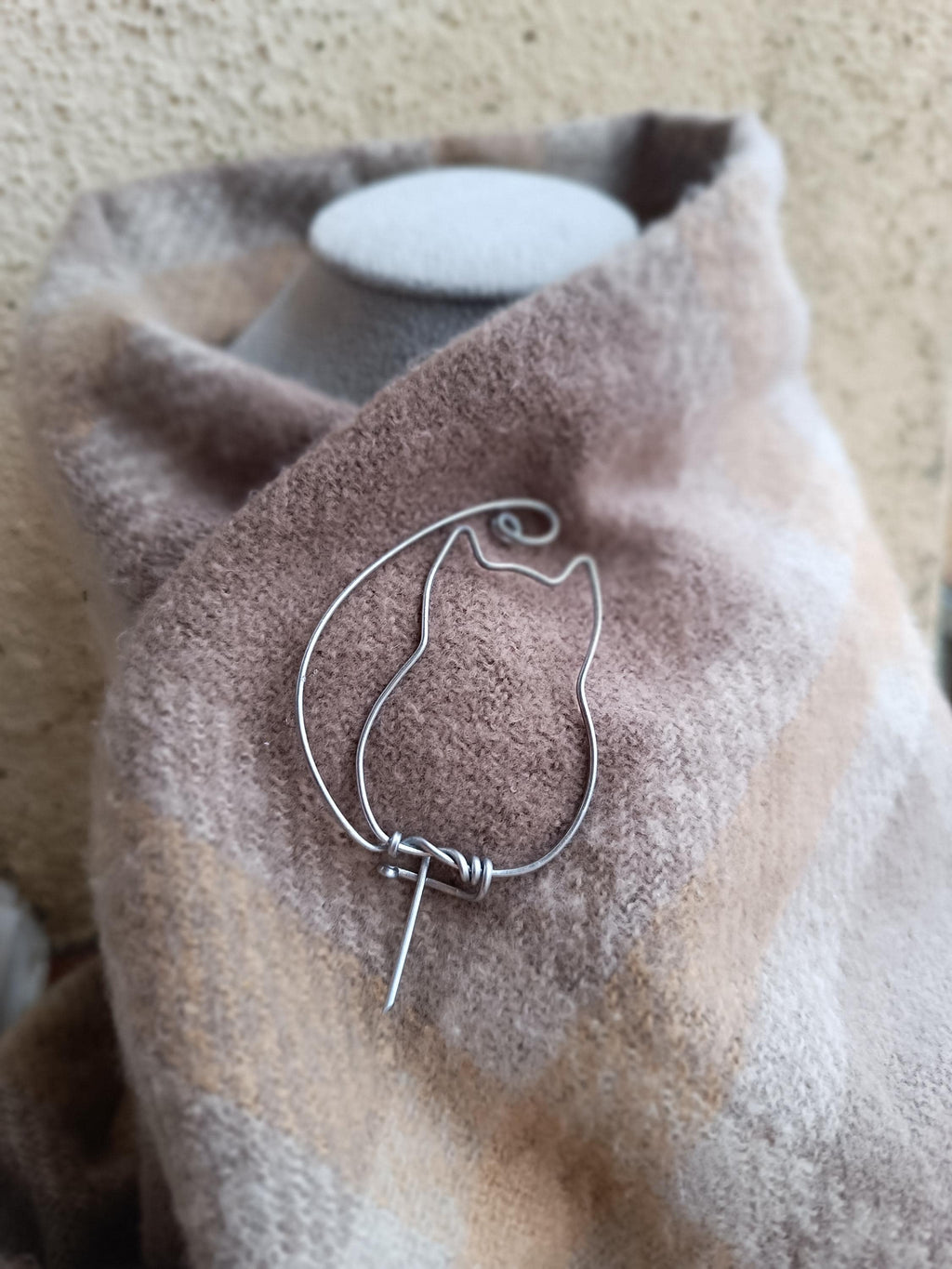 Minimalist Steel Cat Brooch