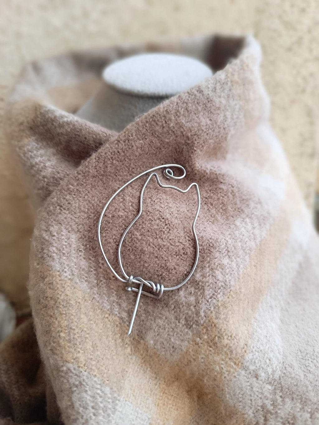 Minimalist Steel Cat Brooch