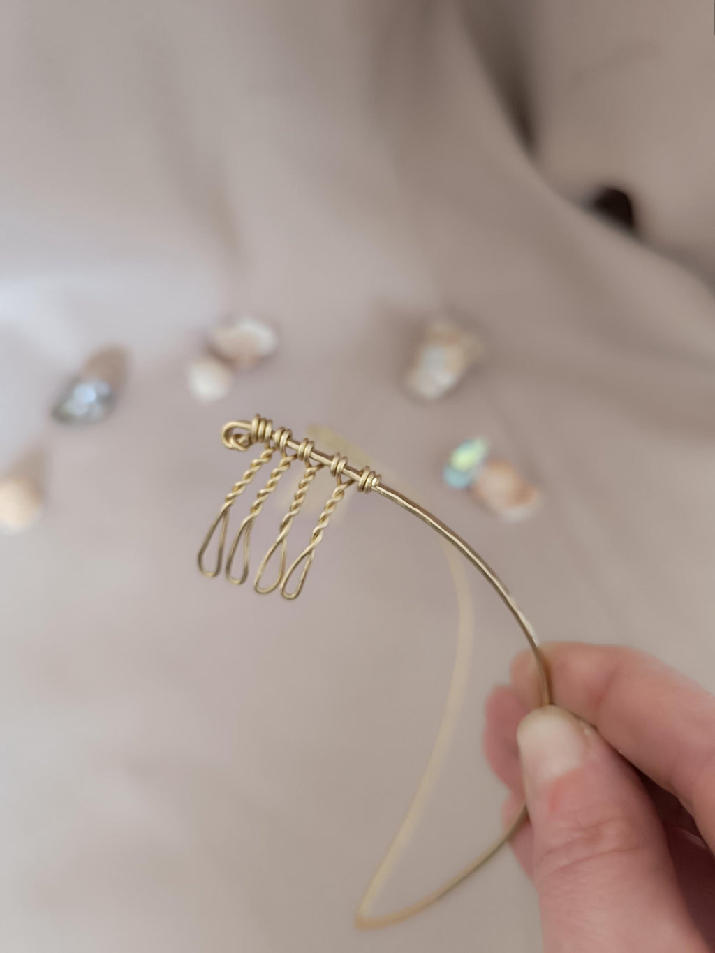 Minimalist Reverse Tiara in Hammered Brass
