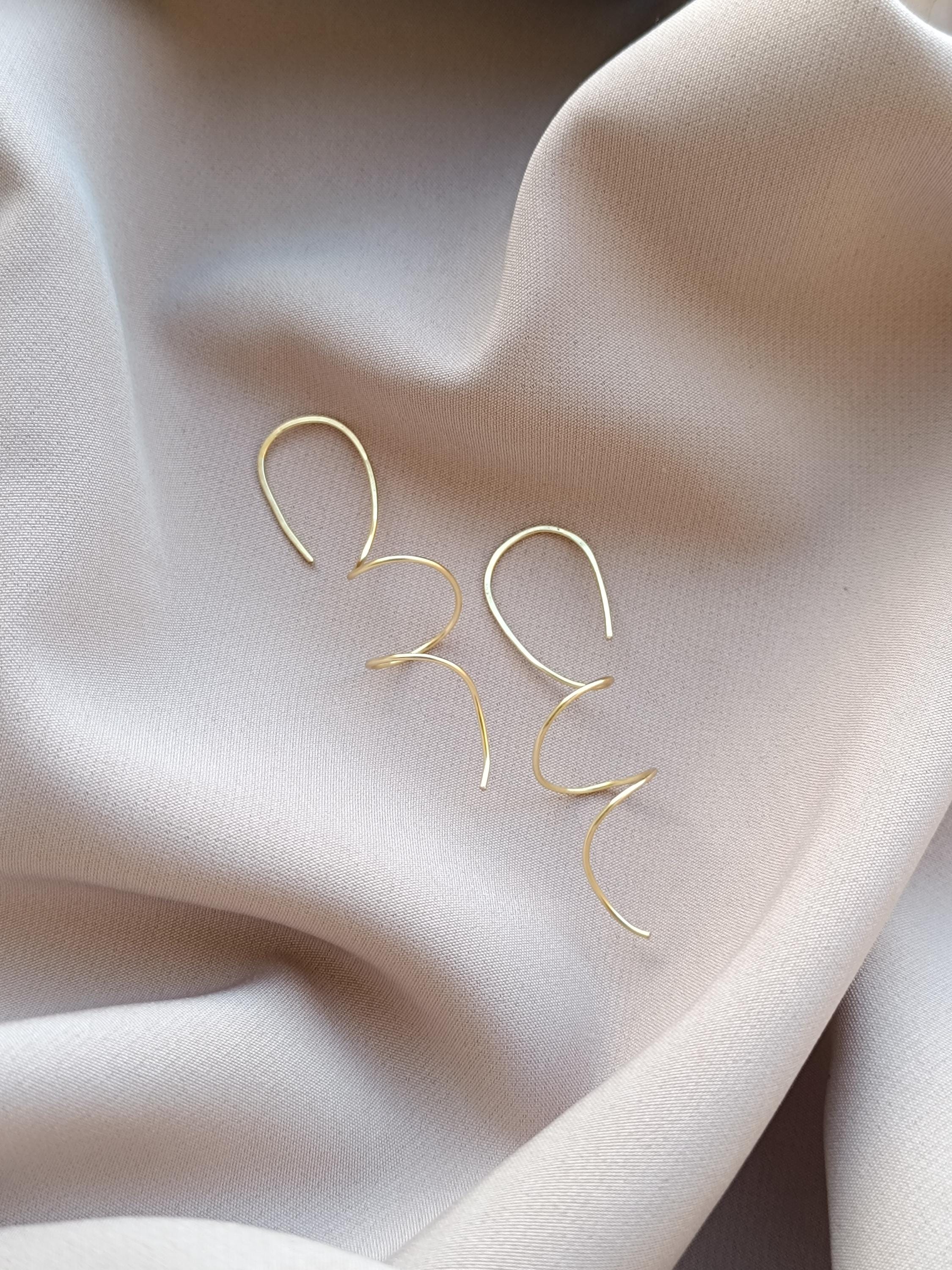 Minimalist Spiral Gold Wire Earrings