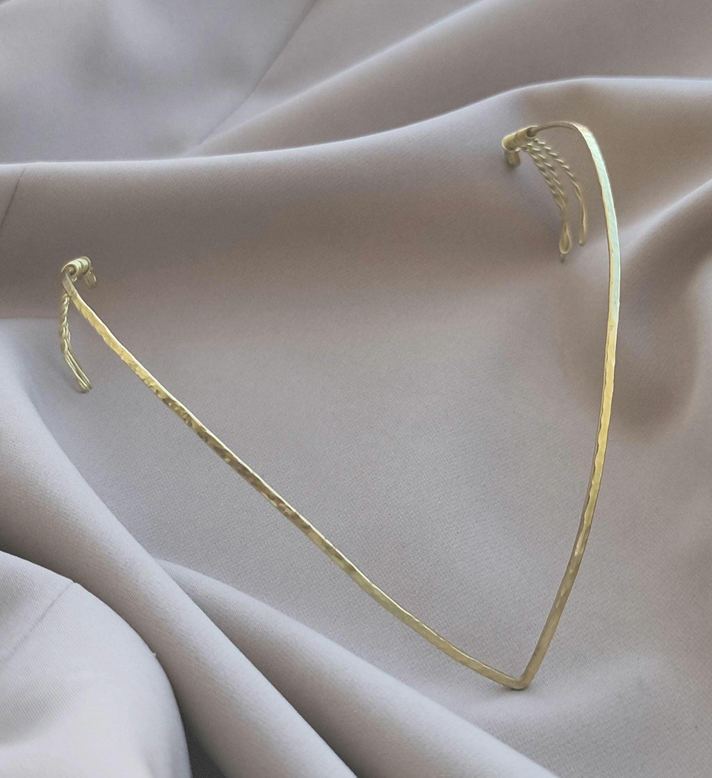 Minimalist Reverse Tiara in Hammered Brass
