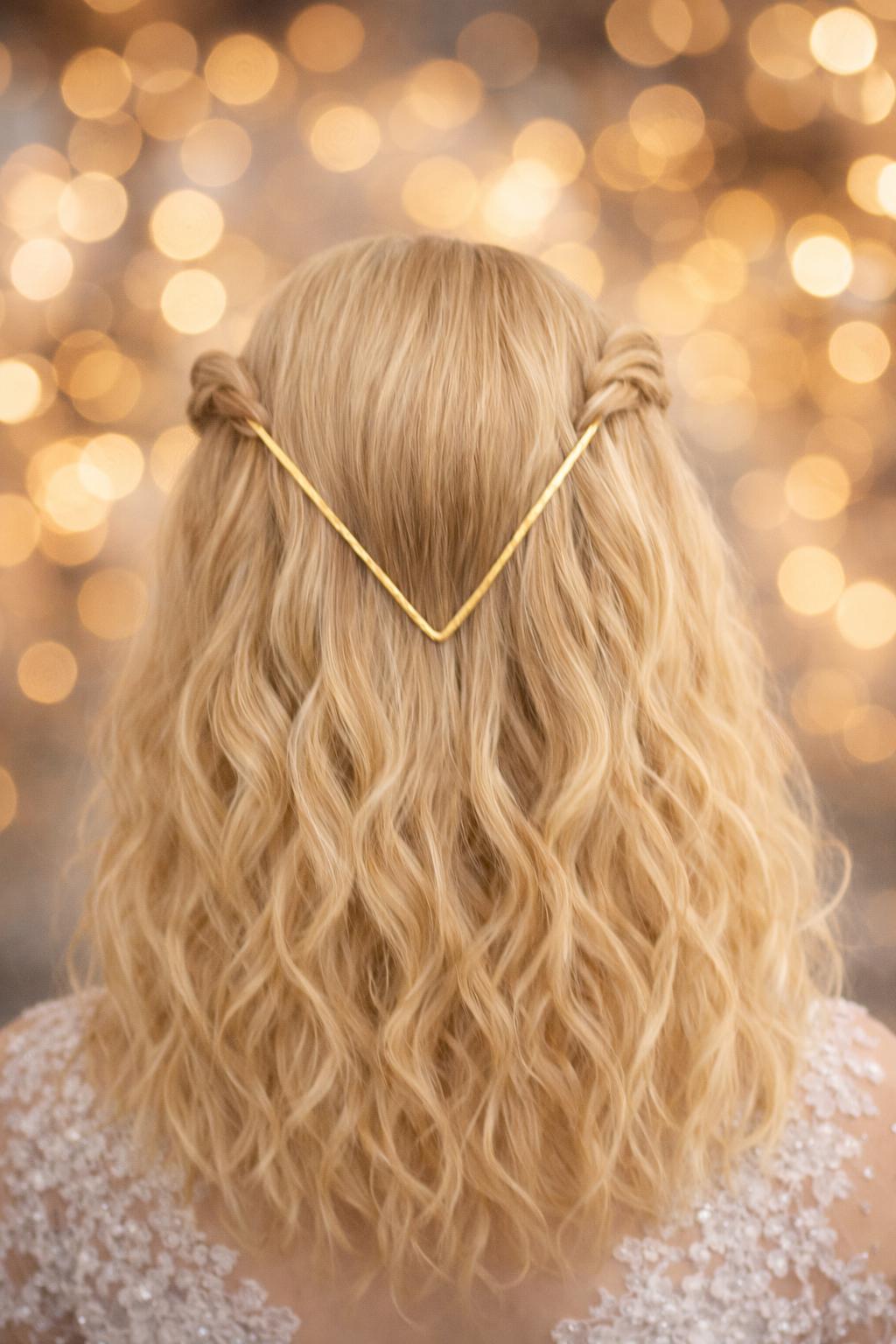 Minimalist Reverse Tiara in Hammered Brass