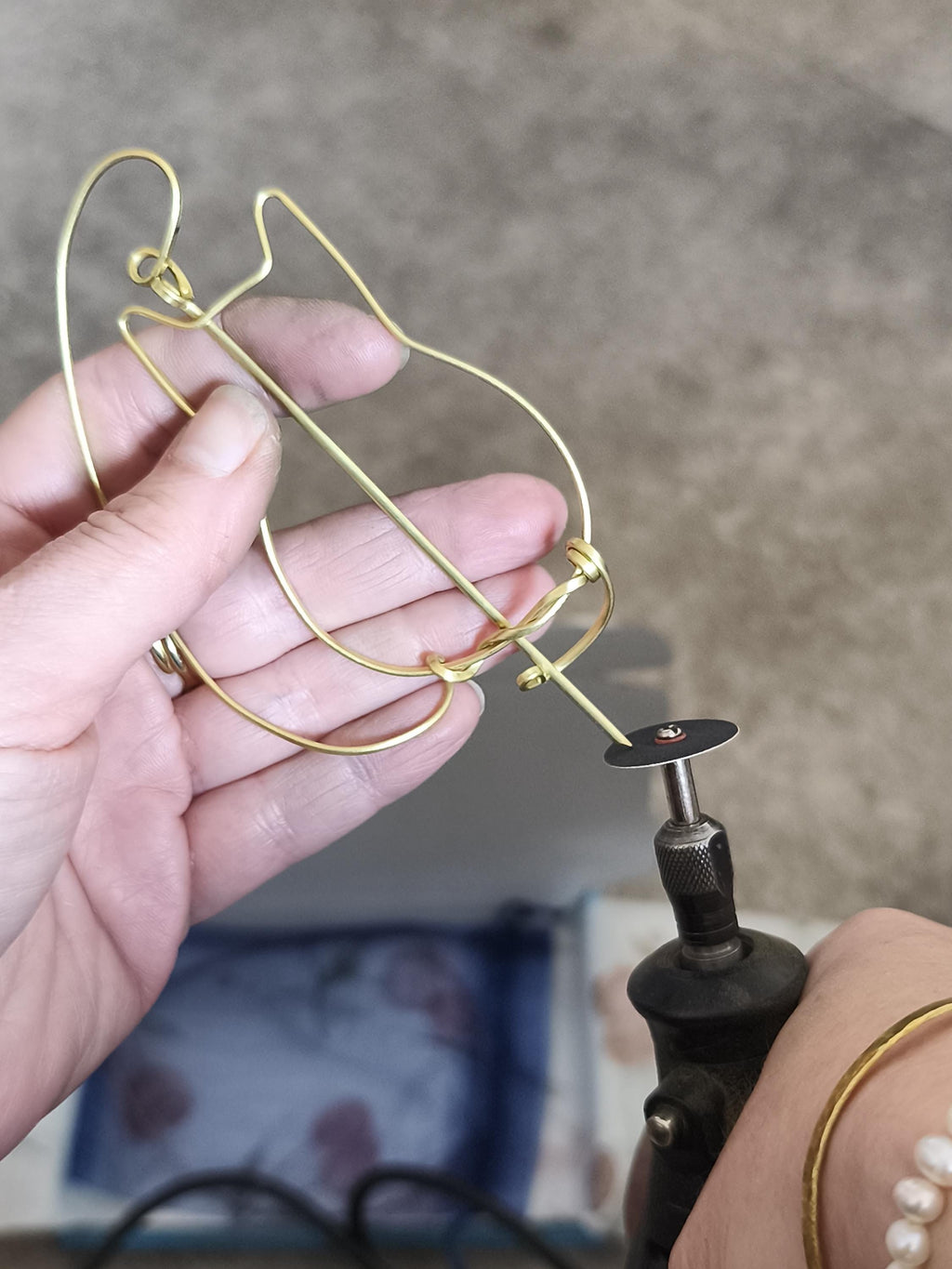 Minimalist Brass Cat Brooch